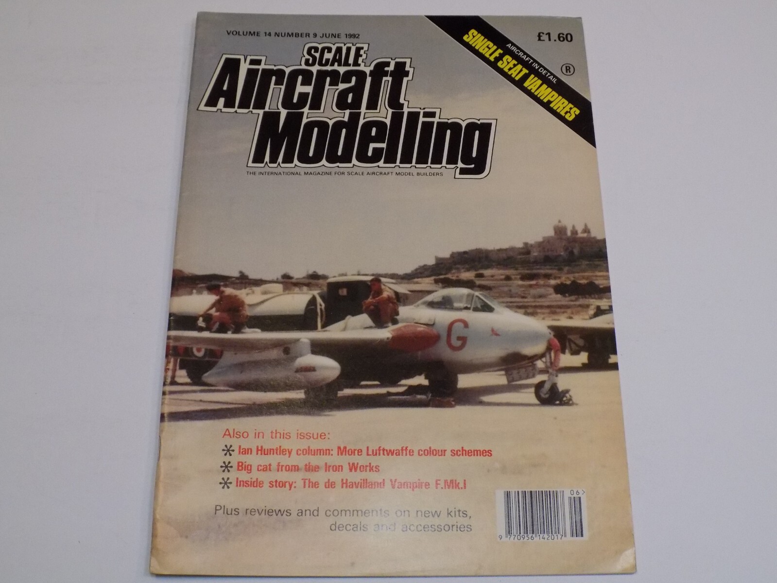 Scale Aircraft Modelling Magazine June 1992 Single Seat Vampires Luftwaffe F.MK1