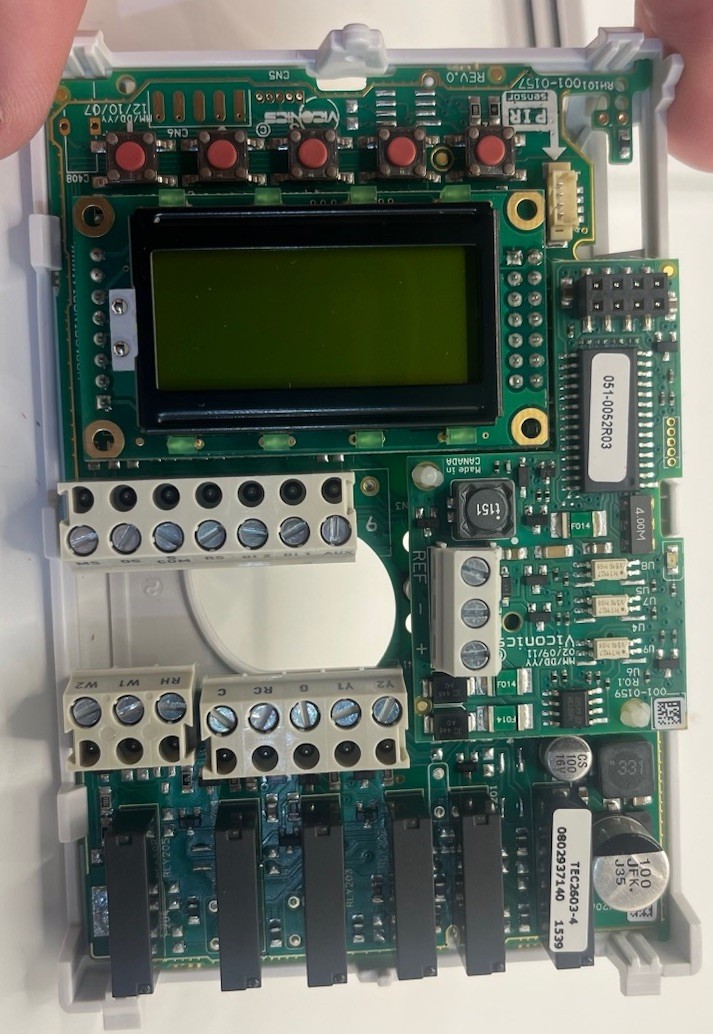 Johnson Controls TEC2603-4 BACnet 2 Heat 2 Cool Networked Thermostat Controller