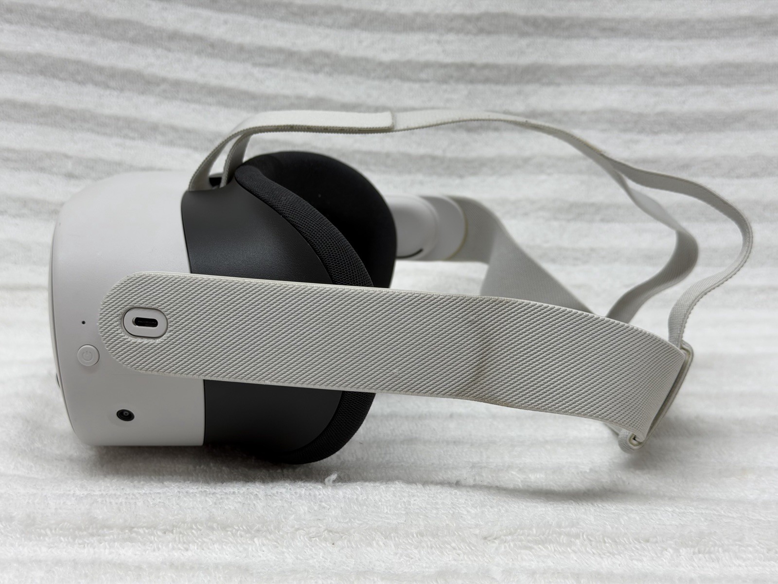Meta Quest 3S 128GB - Headset Only