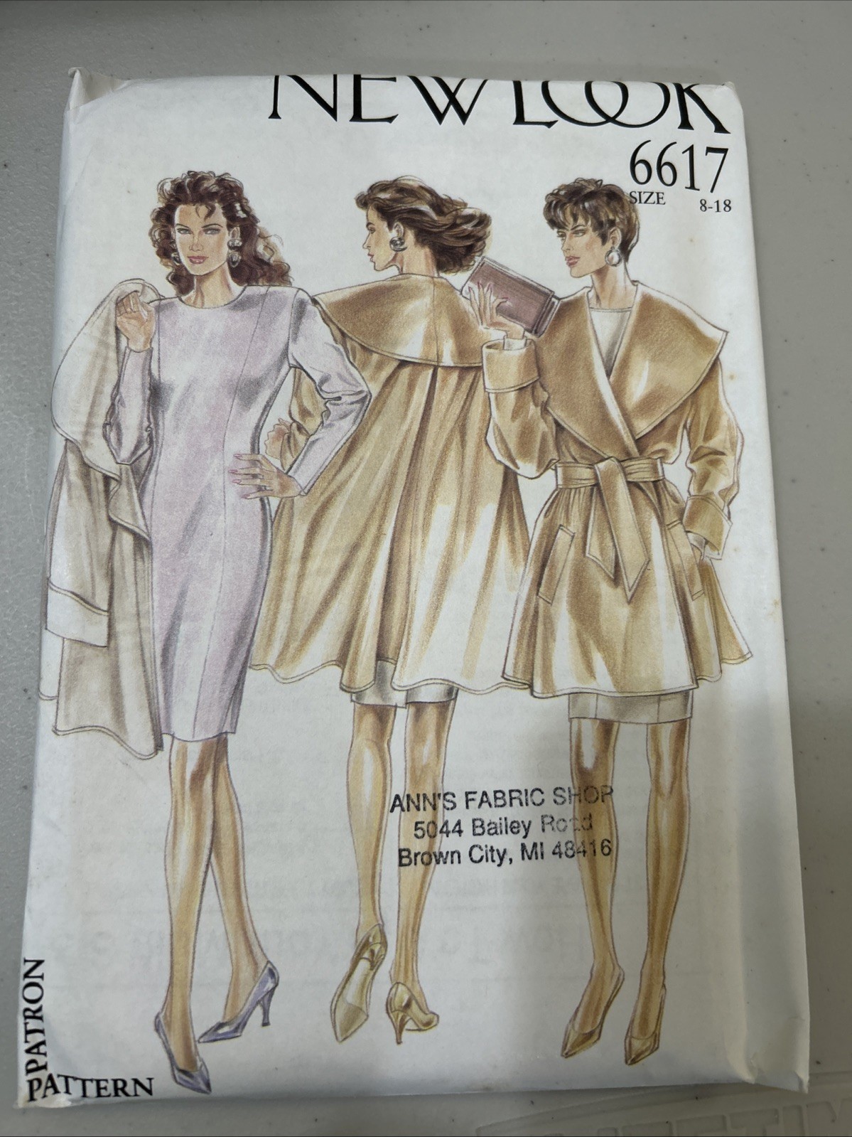 New Look FASHION  6617 size 8-18 uncut sewing pattern Dress w large collar coat