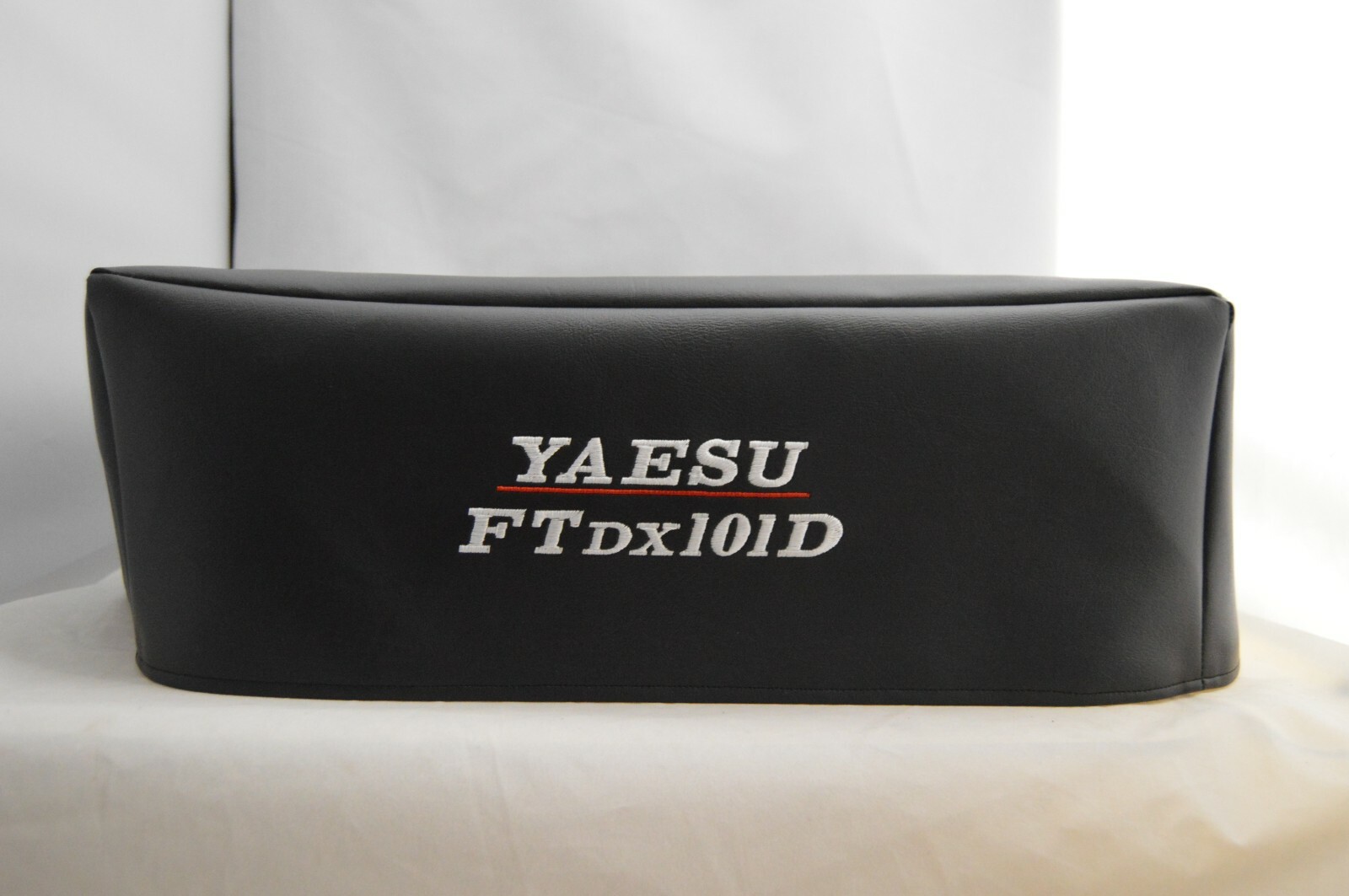 Yaesu FTDX101D Signature Series Amateur Radio Dust Cover