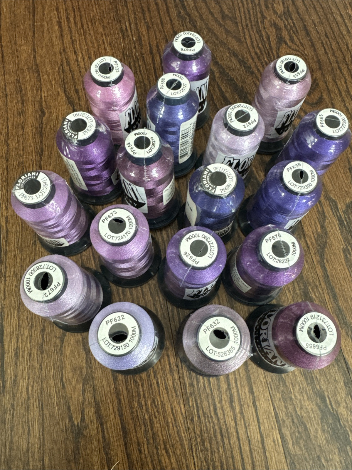 Lot of 18 Sealed FLORIANI Embroidery Thread Spools 1000m each. Variety Of Purple