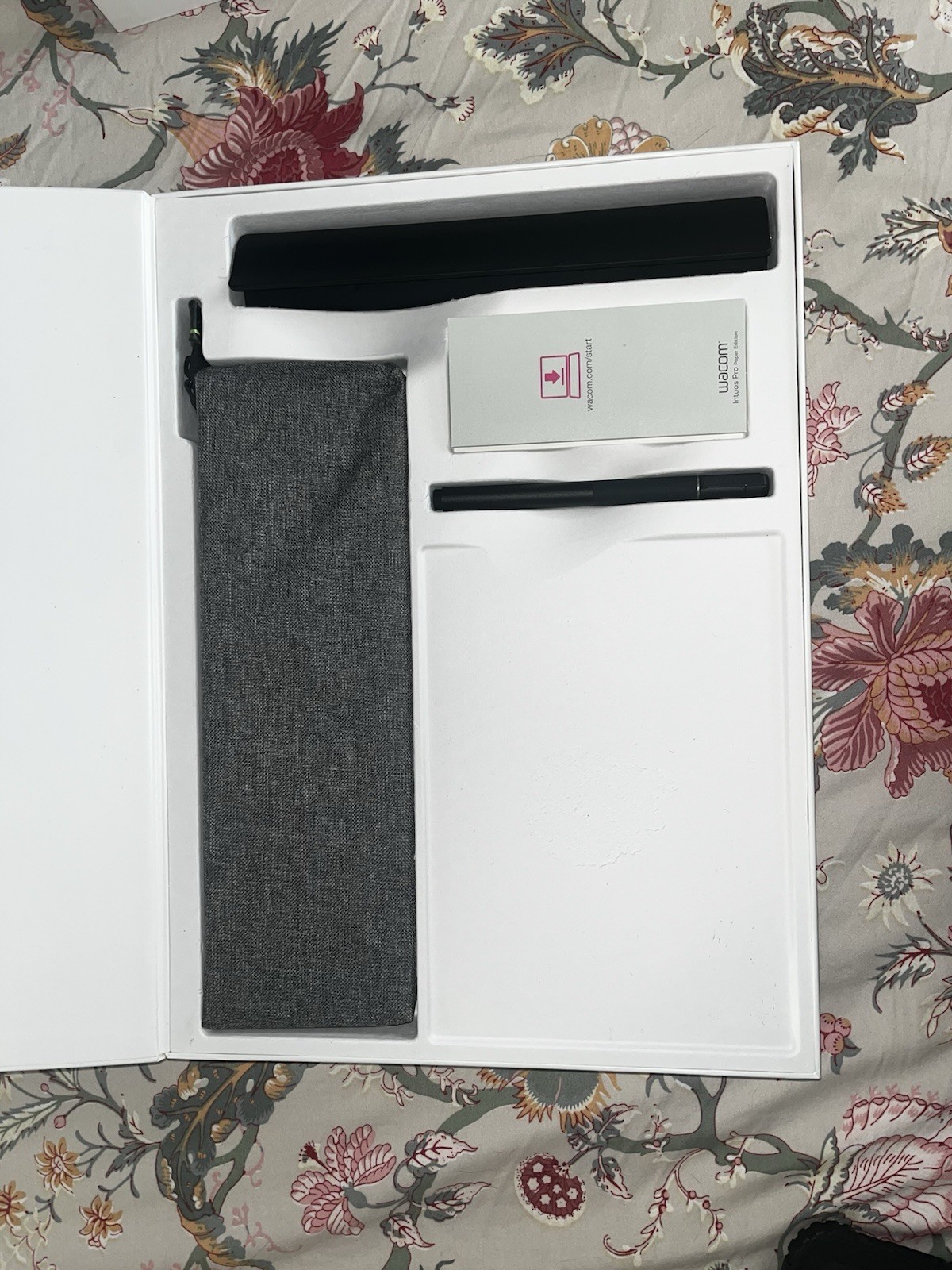 Wacom Intuos Pro Medium – Paper Edition