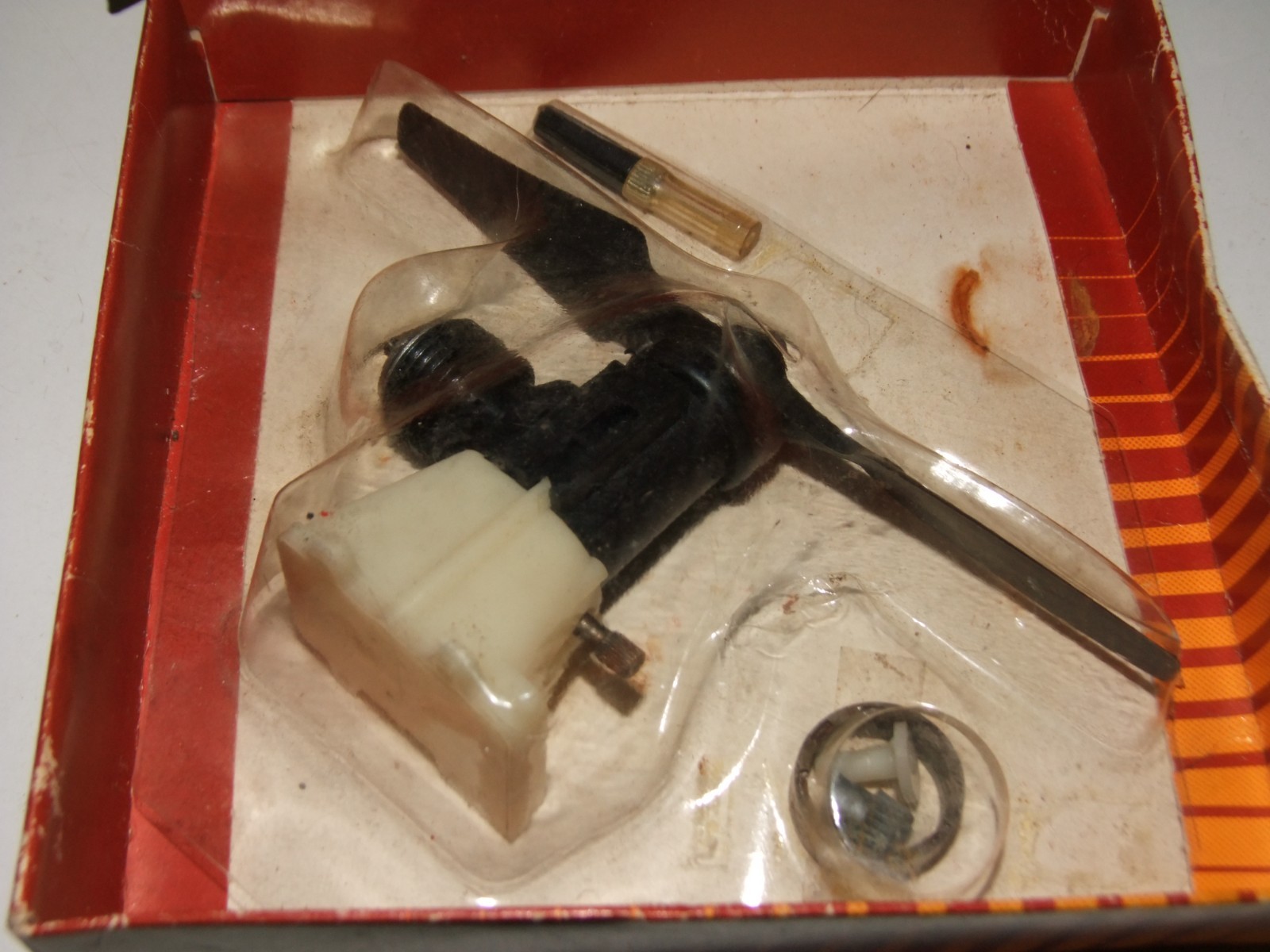 Testers .049 Engine No.8000 New open package!