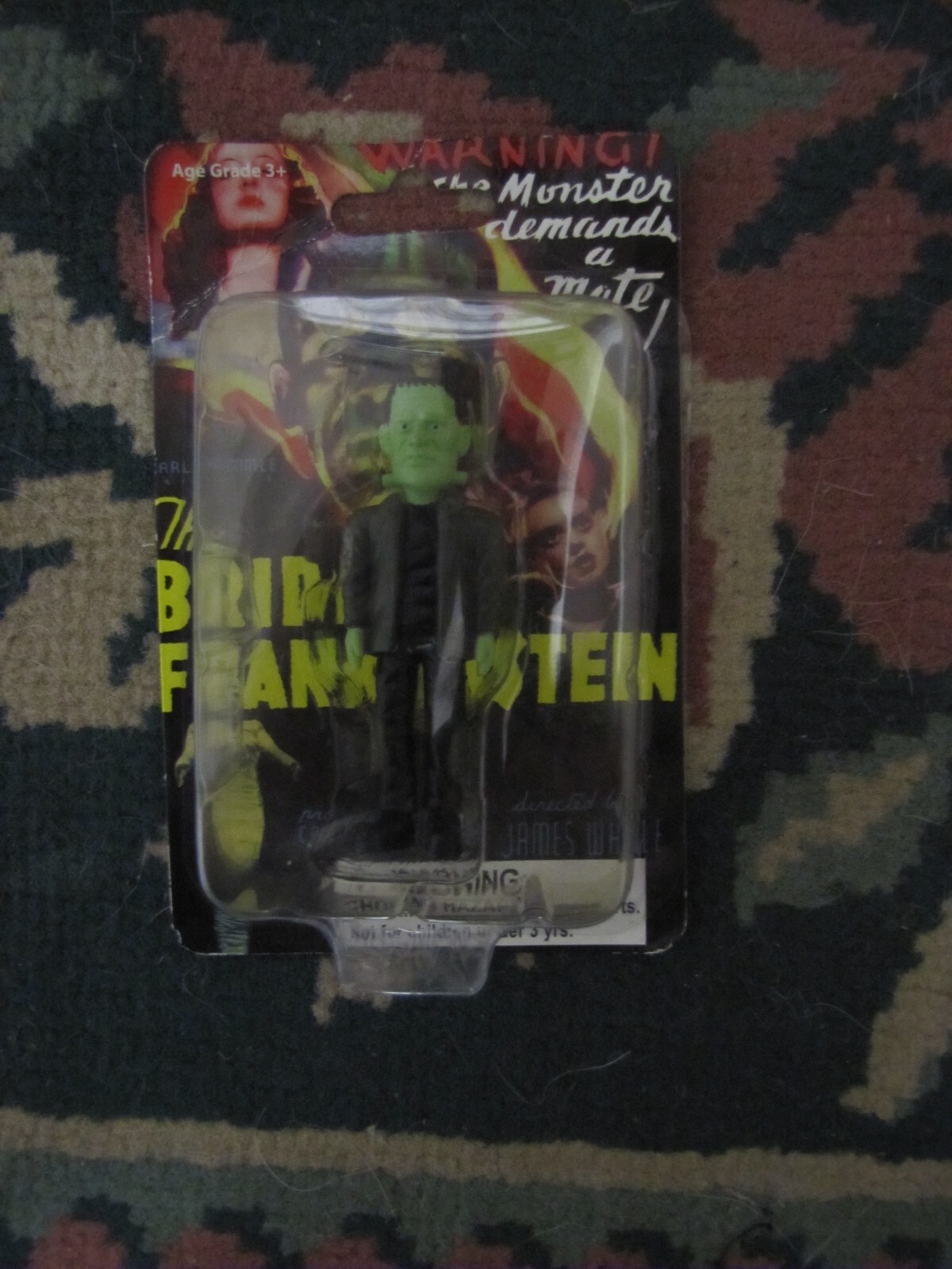 Creepy Classics--The Bride Of Frankenstein ( Karloff )   Action figure on card
