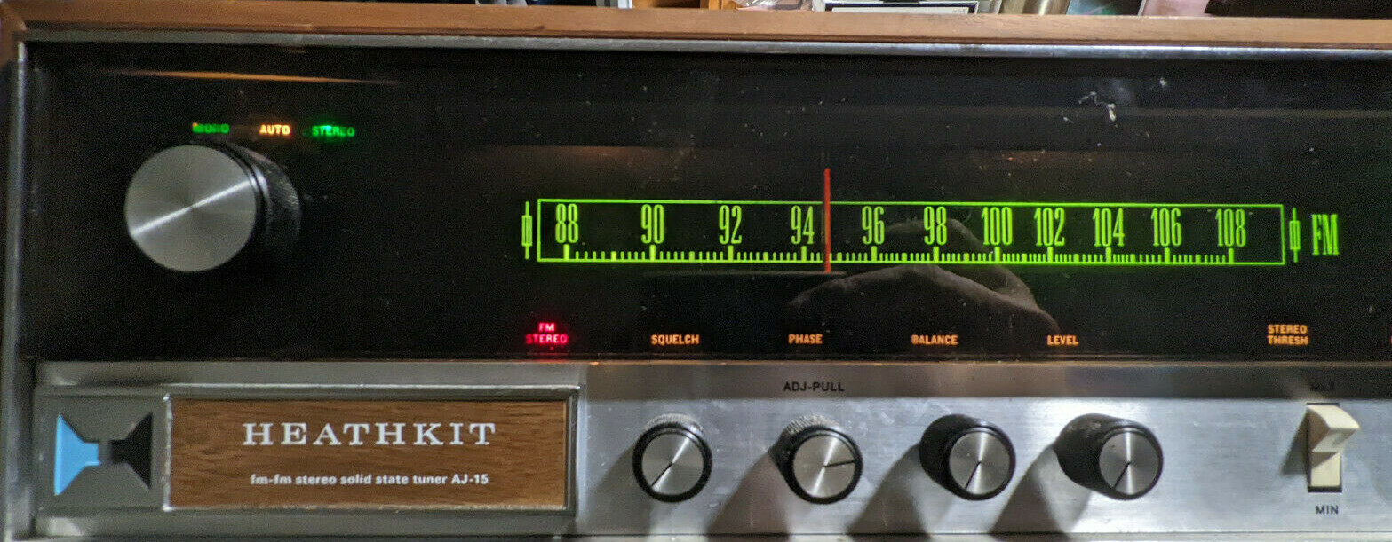 Vintage Heathkit AJ-15 Solid State Stereo Tuner Powers Up,Nice finish
