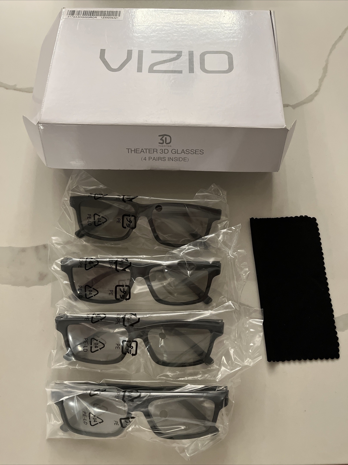 Vizio Theater 3D Glasses Set of 4 New Black Works For Movie Theater Open Box