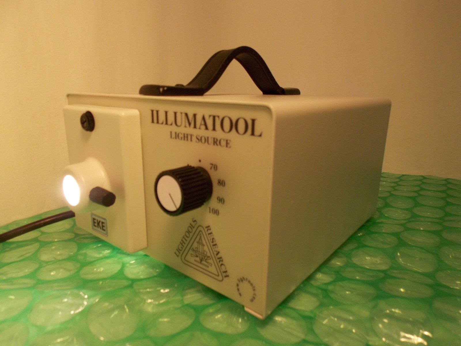 EKE ILLUMATOOL LIGHT SOURCE (LAM-2084)