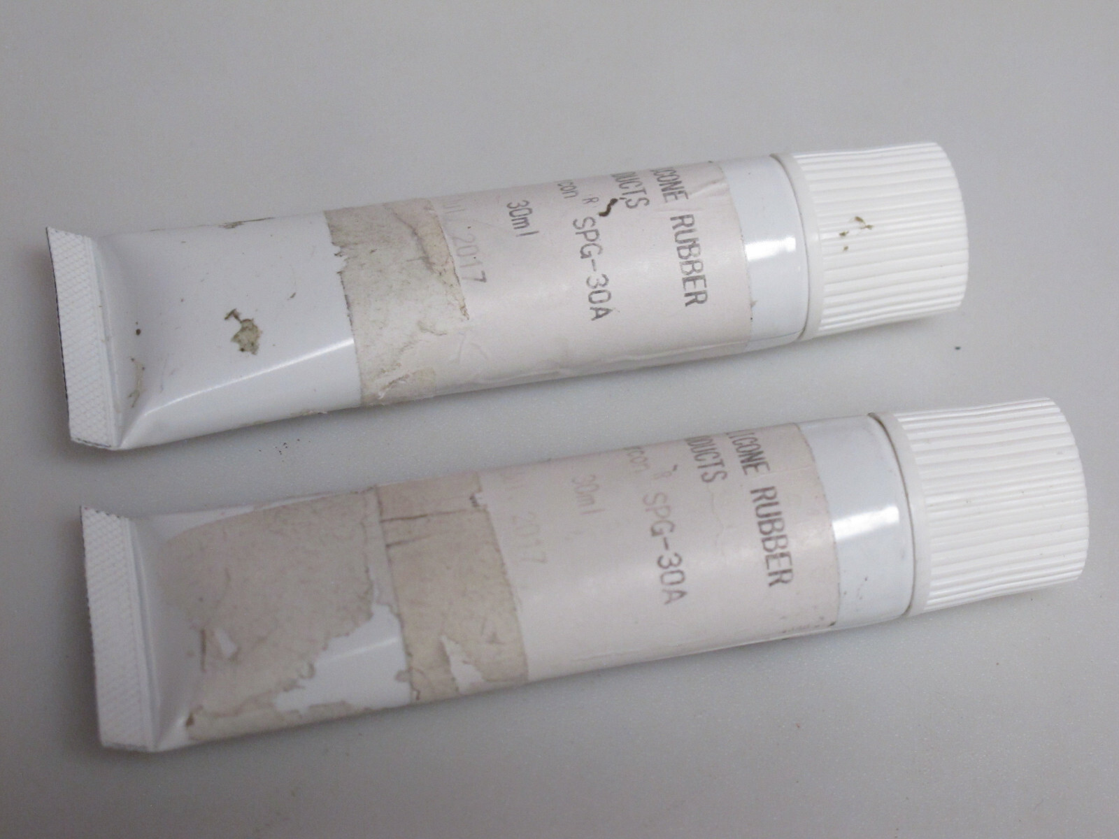 2 30ml Tubes Fujipoly Sarcon SPG-30A Aerospace Thermal compound putty, New