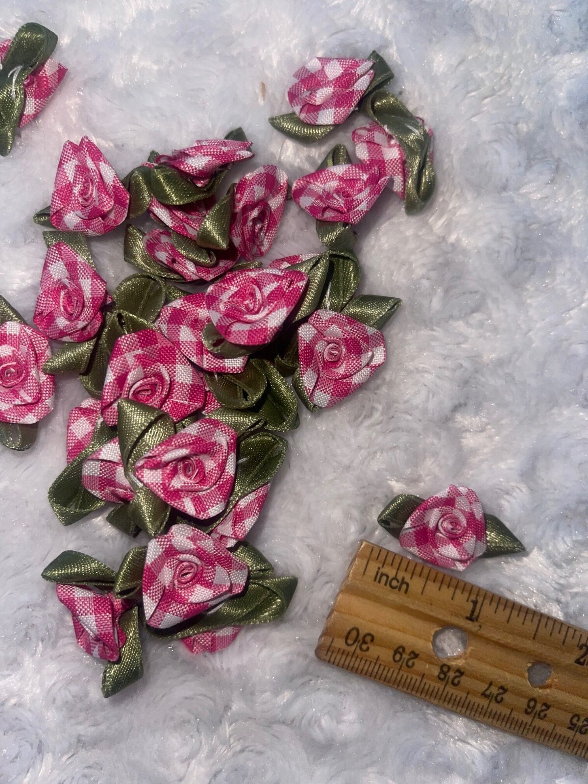 Lot 27 hot bubblegum pink white olive satin gingham RIBBON roses roses 1.25"