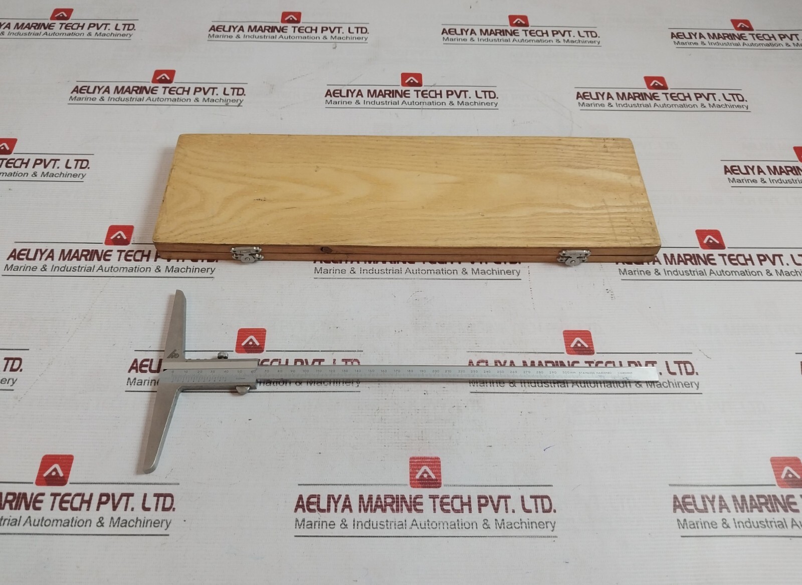 CG800843 Hardened Stainless Steel Vernier Caliper 0-300mm 0.05mm