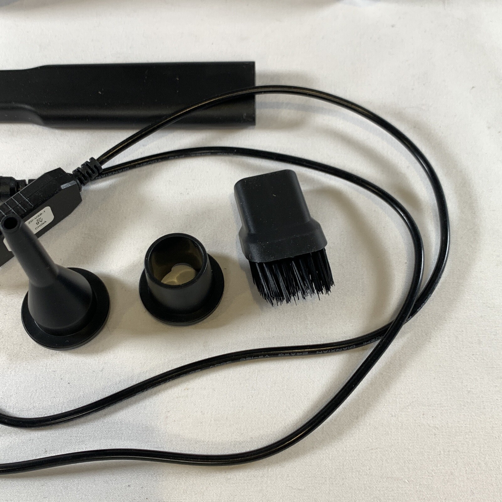 Electric Rechargeable Air Duster for Computer Cleaning Mini Portable Vacuum
