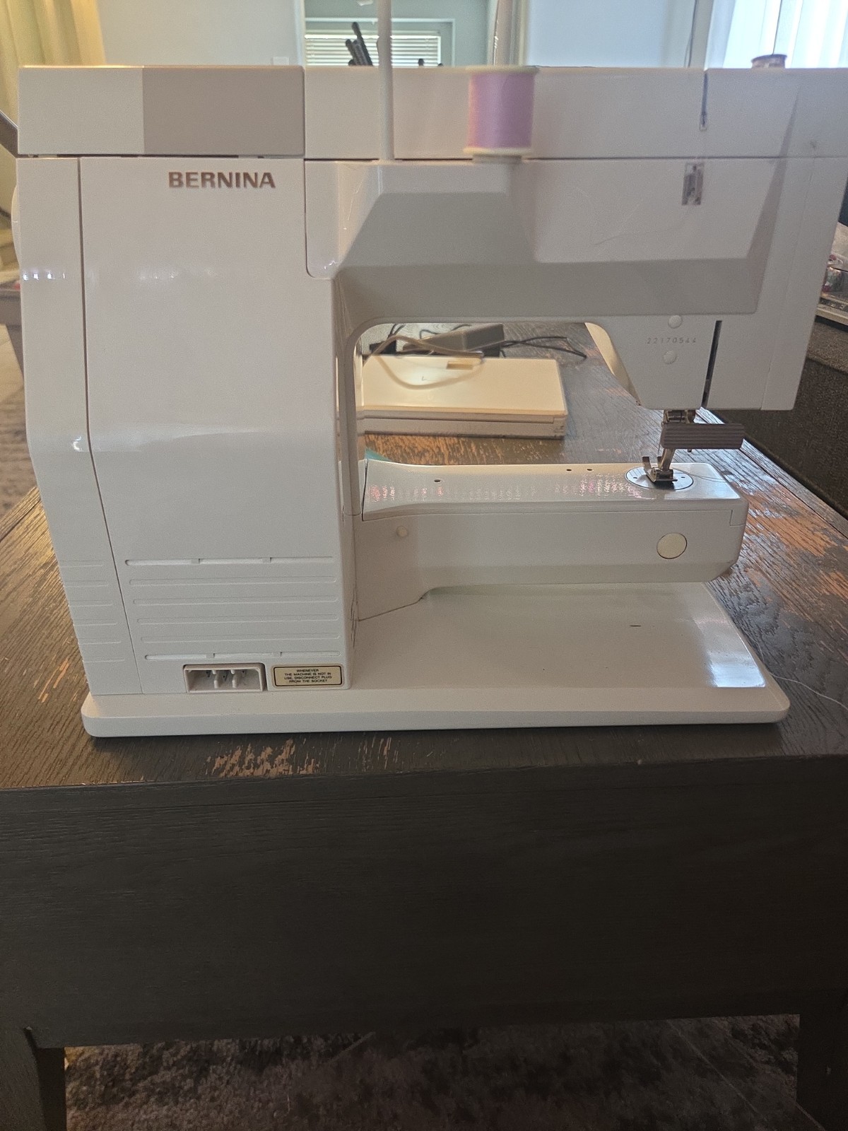 BERNINA Record 930 Electronic Sewing Machine (Read Description)
