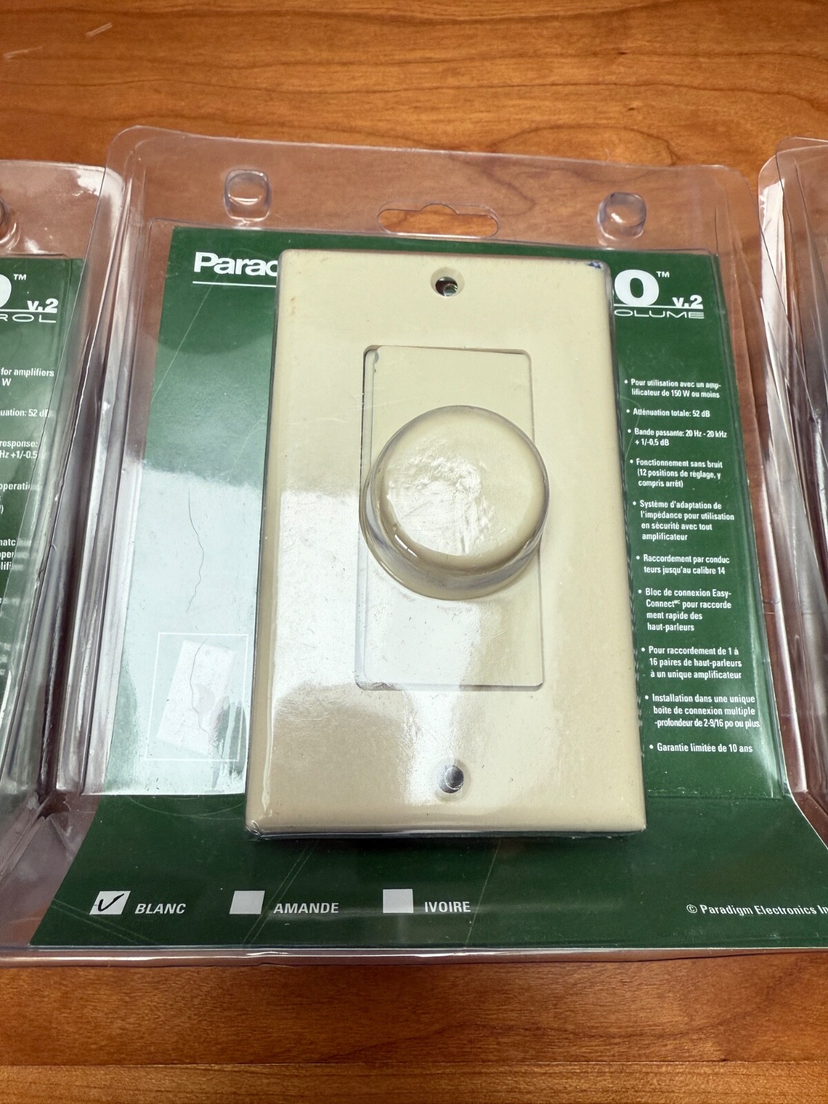 Paradigm Electronics VC-150 V.2 Wall Mounted Volume Control - Ivory - Open Box