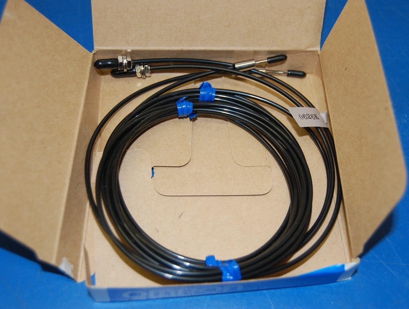 OMRON E32-TP200 Fiber Optic Amplifier (Set of 2)