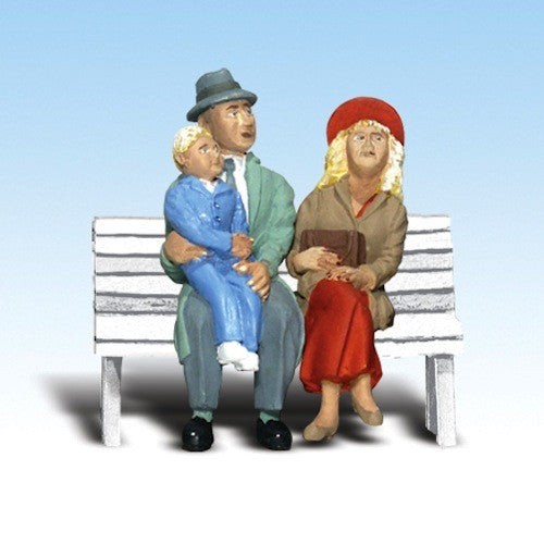 Woodland Scenics A2535 G Scale Sitting Seymores Family Mom Dad Child Figures