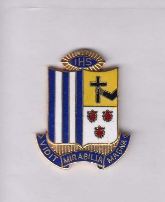 US Army ROTC Xavier University, Cincinatti, OH. crest DUI badge G-23