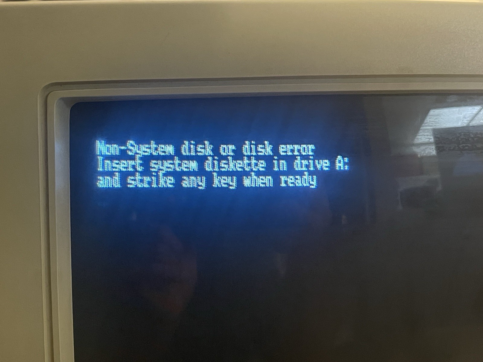 VINTAGE EPSON APEX AP1001A DESKTOP COMPUTER