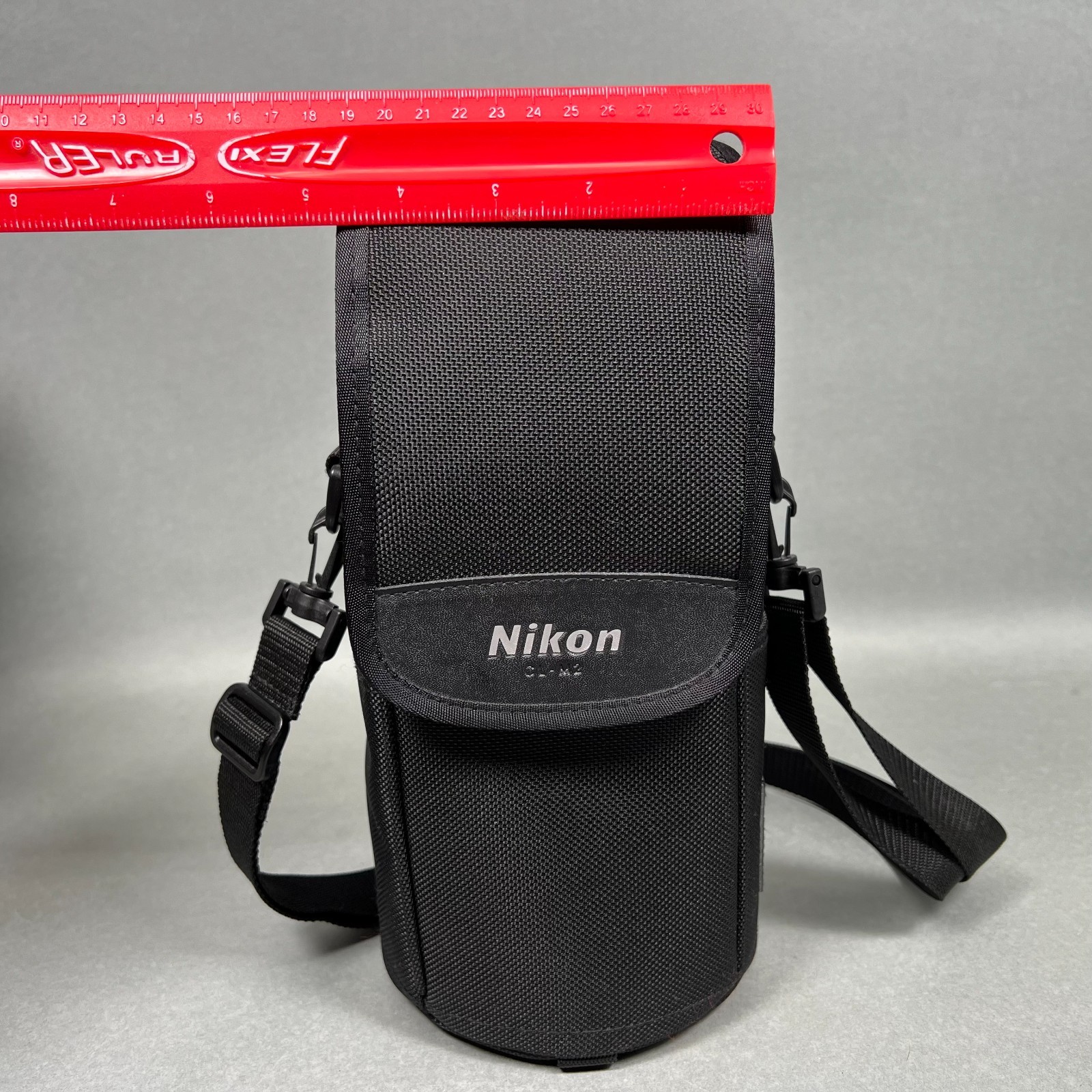 Nikon CL-M2 Lens Case For 300mm f/4.0D ED-IF AF and 70-200 f/2.8 w/ Strap NICE
