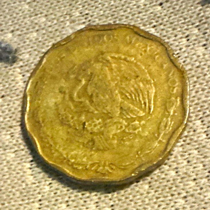 Mexico 50 Centavos 1988 Aluminum-Bronze Coin KM#482 Scalloped Edge (1905-Now)
