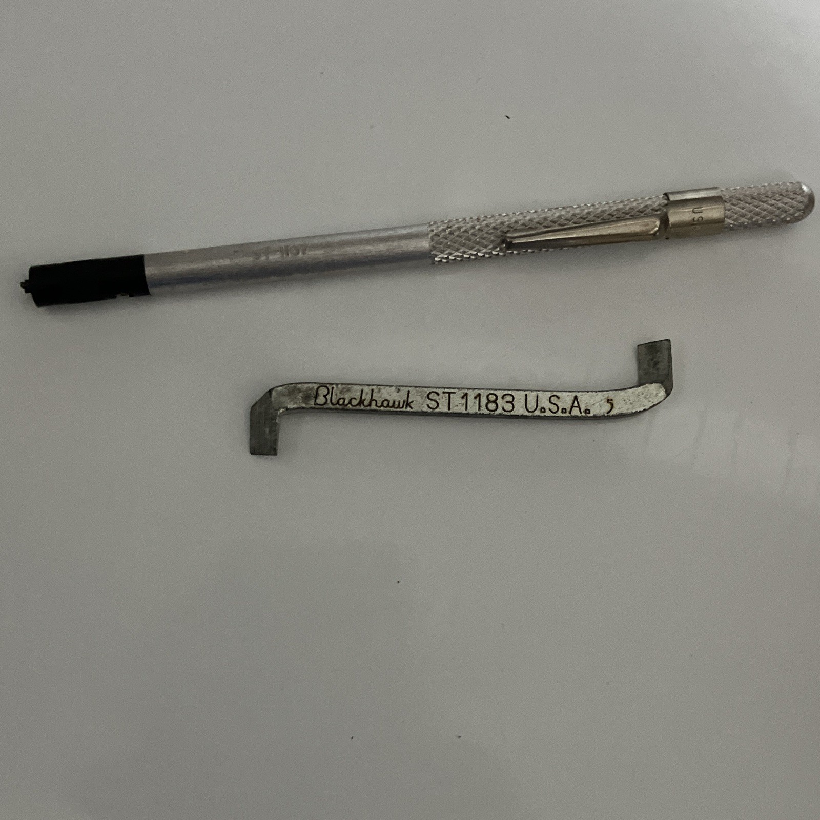 Blackhawk Offset Angle Driver and Screw Starter,  flat/straight