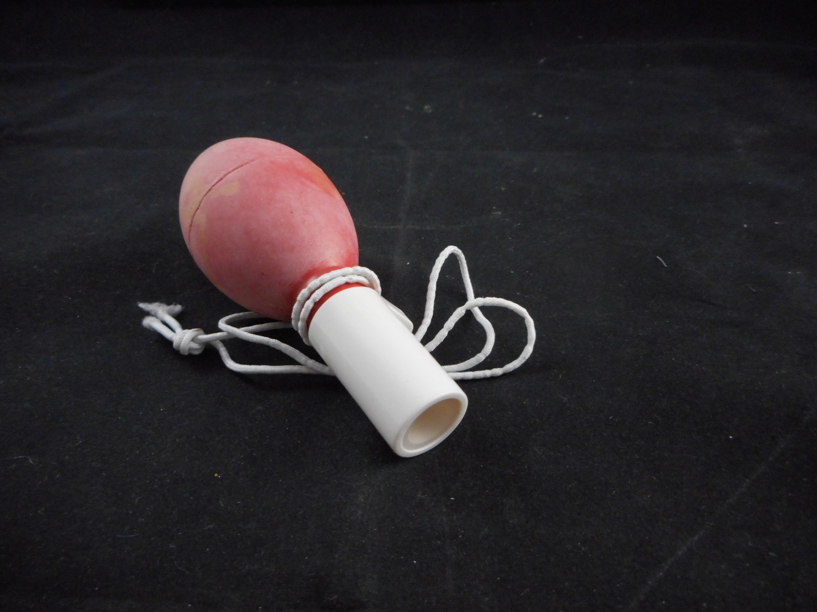 VWR Rubber 15mL Safety Bulb Pipet Filler Red Suction Action Drawing 82024-574
