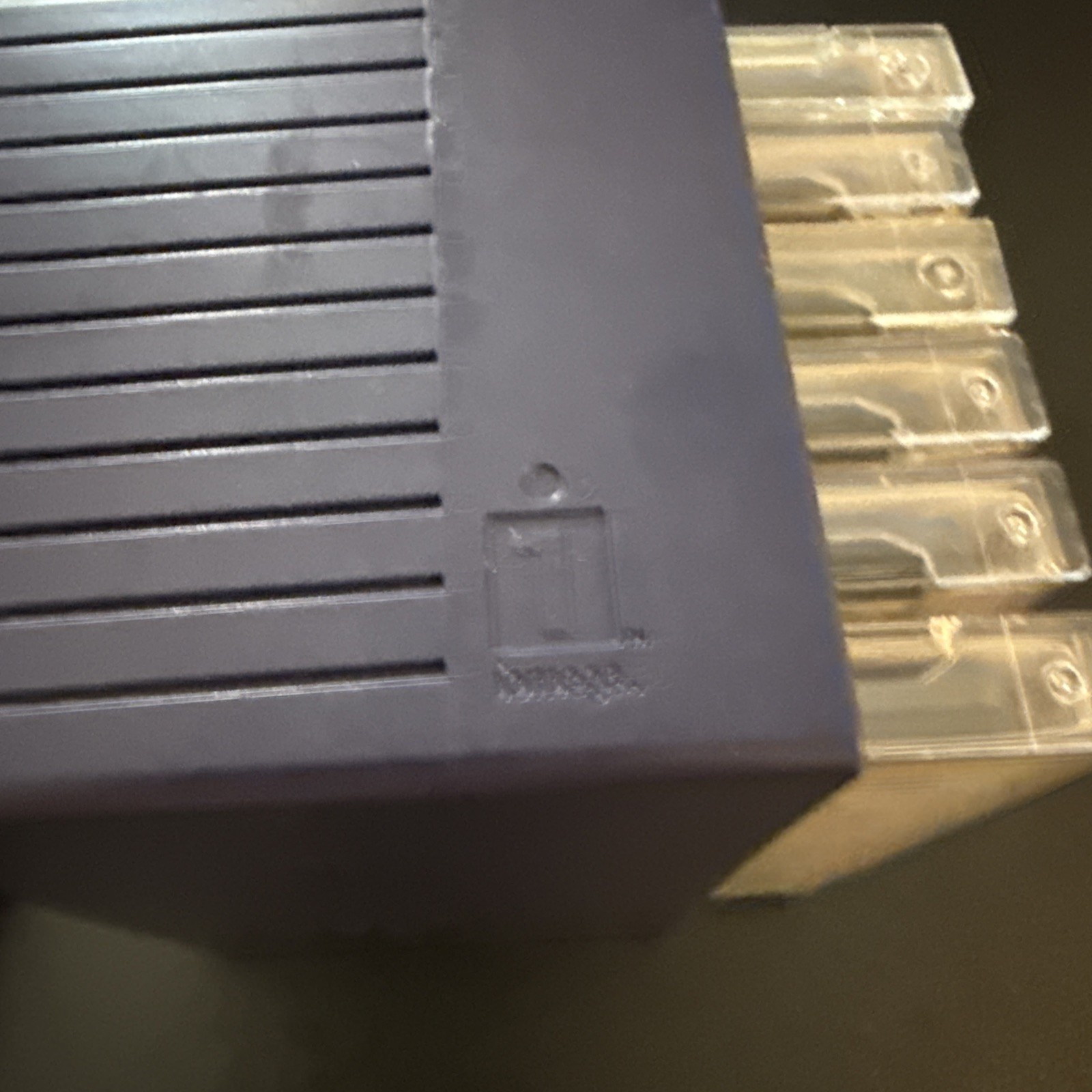 IOMEGA Zip 250 External USB ZIP Drive/ Organizer And 8 Discs. Tested