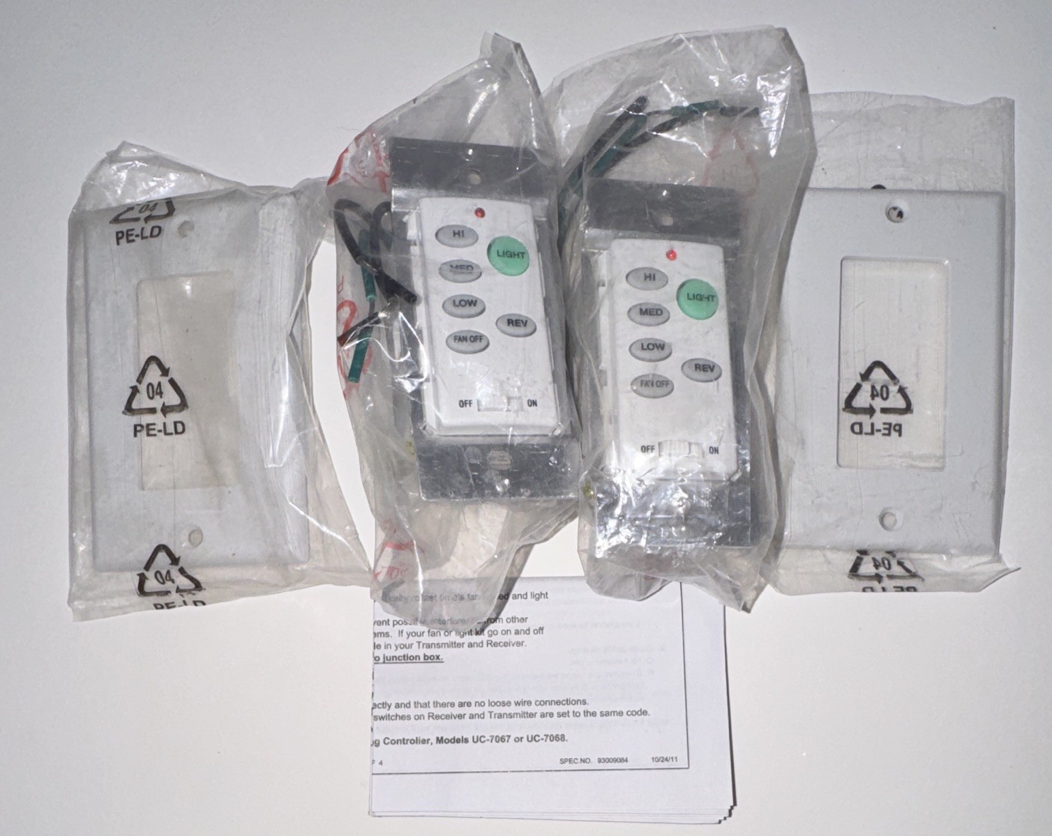 Two- Ceiling Fan & Light Wall Control Switches, White Indoor Corded 1.0A C9051TX