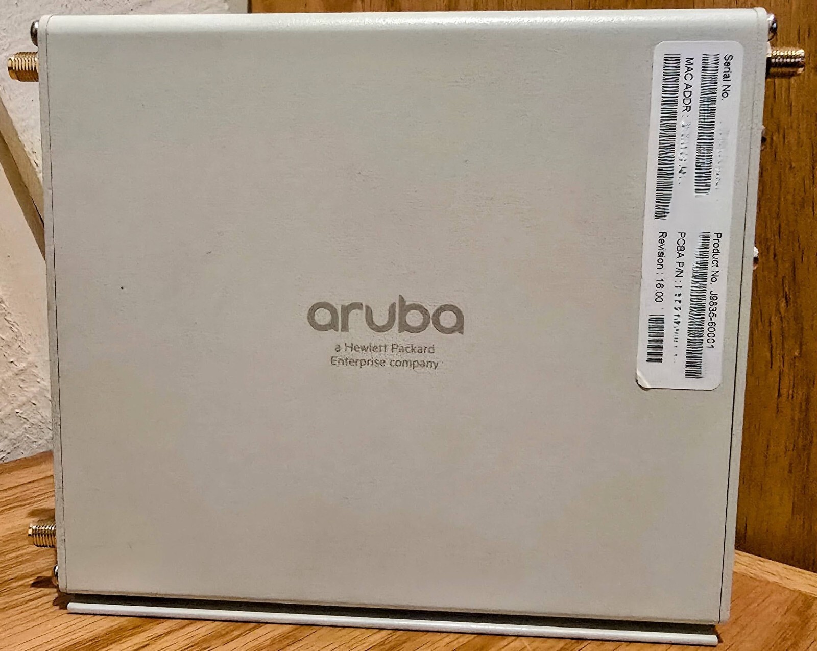 Aruba 501 Wireless Client Bridge (J9835A) - CYBER MONDAY SALE