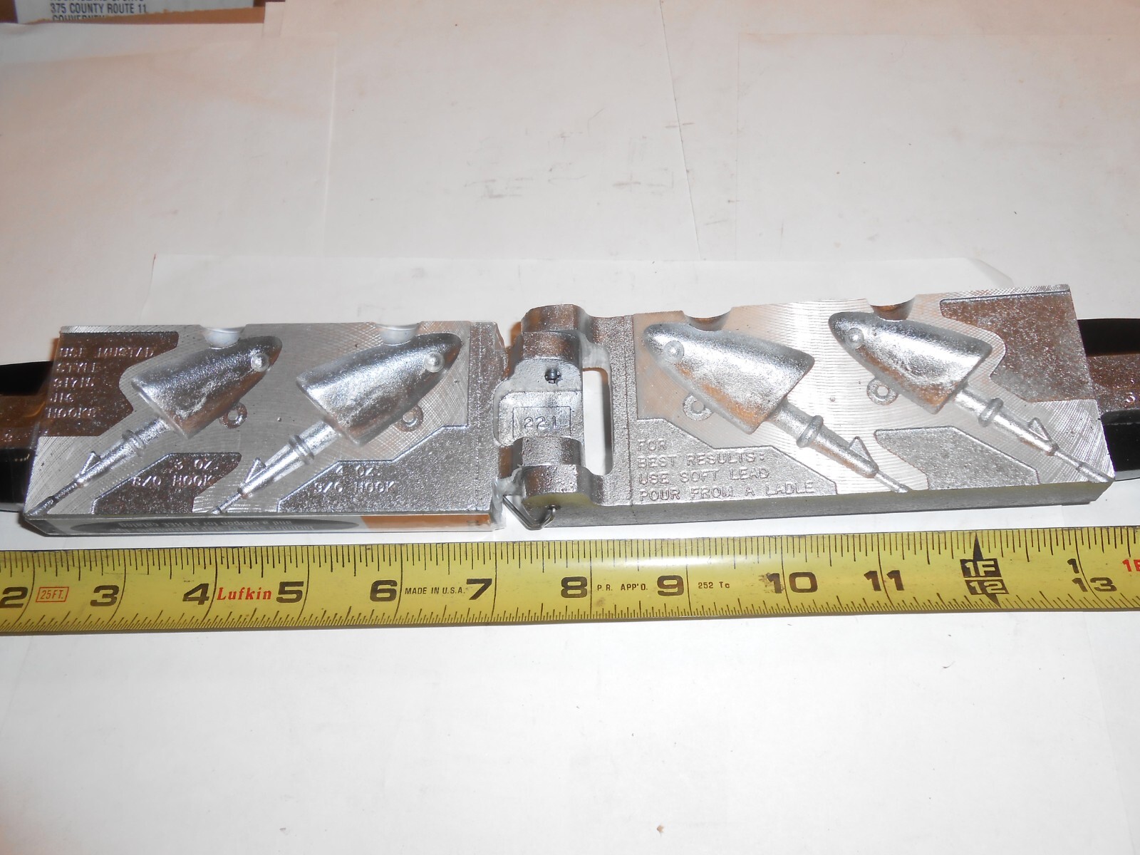 3329 DO-IT Shad Head Jig Mold 3 & 4 oz Free Shipping