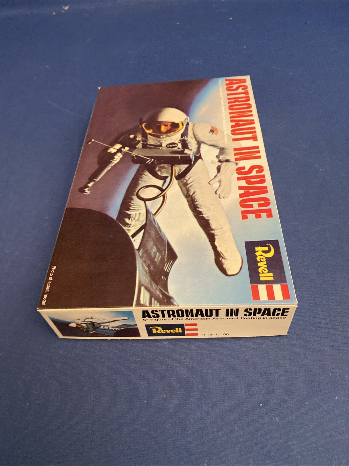 Astronaut In Space Model Kit 1968 Revell