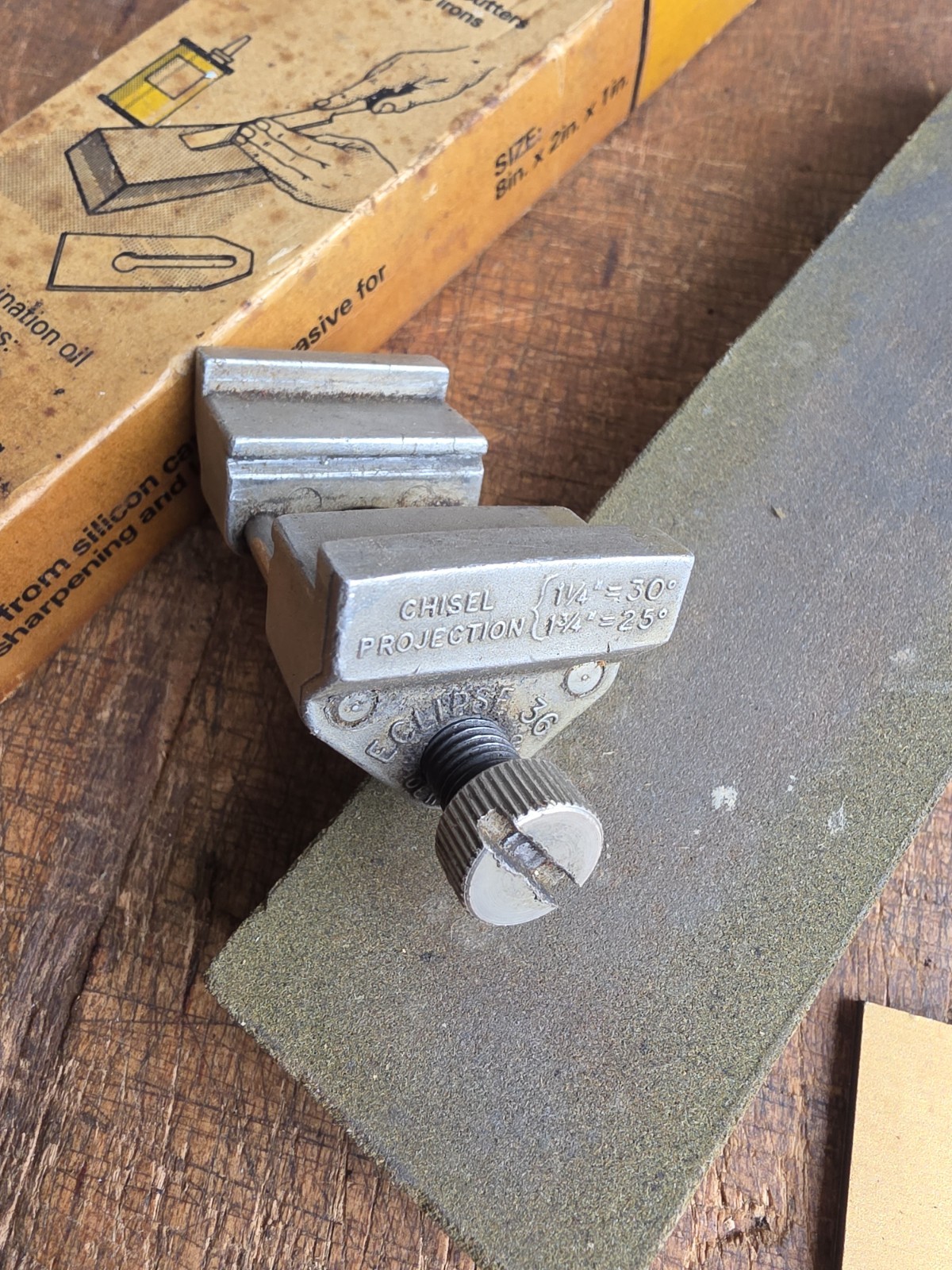 Original Eclipse No.36 Honing Guide And Stanley Combination Stone Woodworking