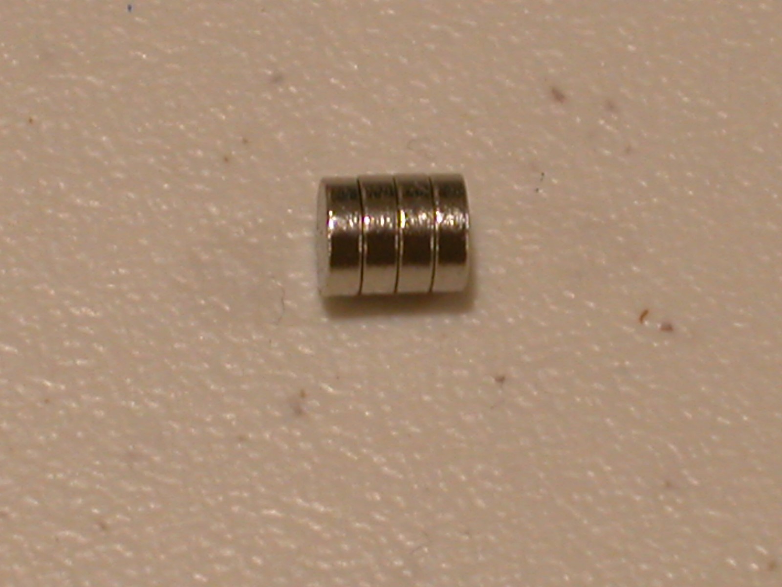 4 magnets to convert 18*650 battery flat tops to button tops 18350 14500 18350