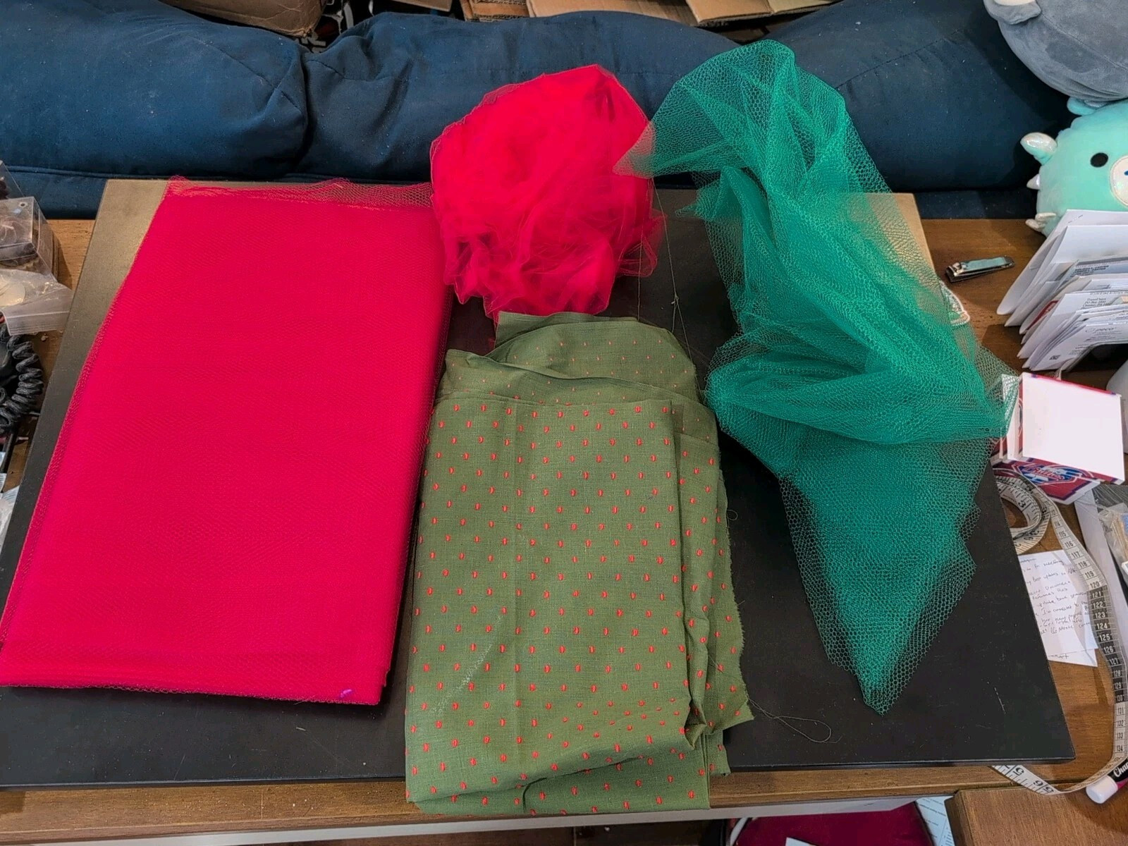 Quilting/Sewing Fabric, Miscellaneous Mixed Lot. Christmas Colors Red Green