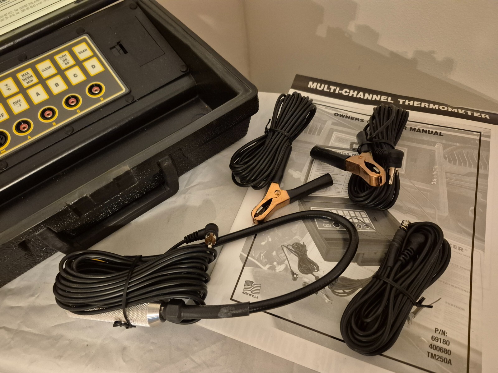  CPS Temp-Seeker TM250 Multi-Channel Thermometer.