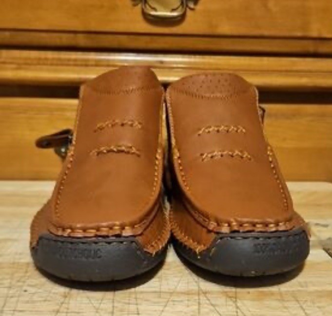 Men's 100% Caoutchouc loafers casual Leather Shoes (Size 43) Brown Or Black NWOT