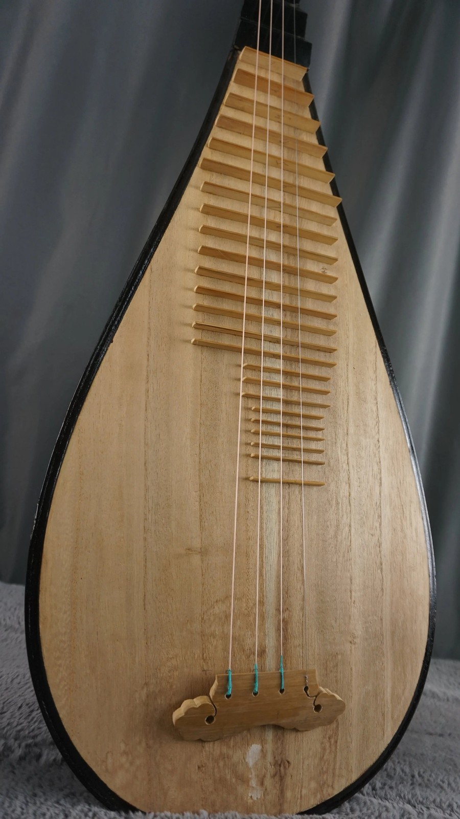 Handmade Chinese Pipa (4-String Lute) w/ Hard Case Carved Frets Solid Wood Body