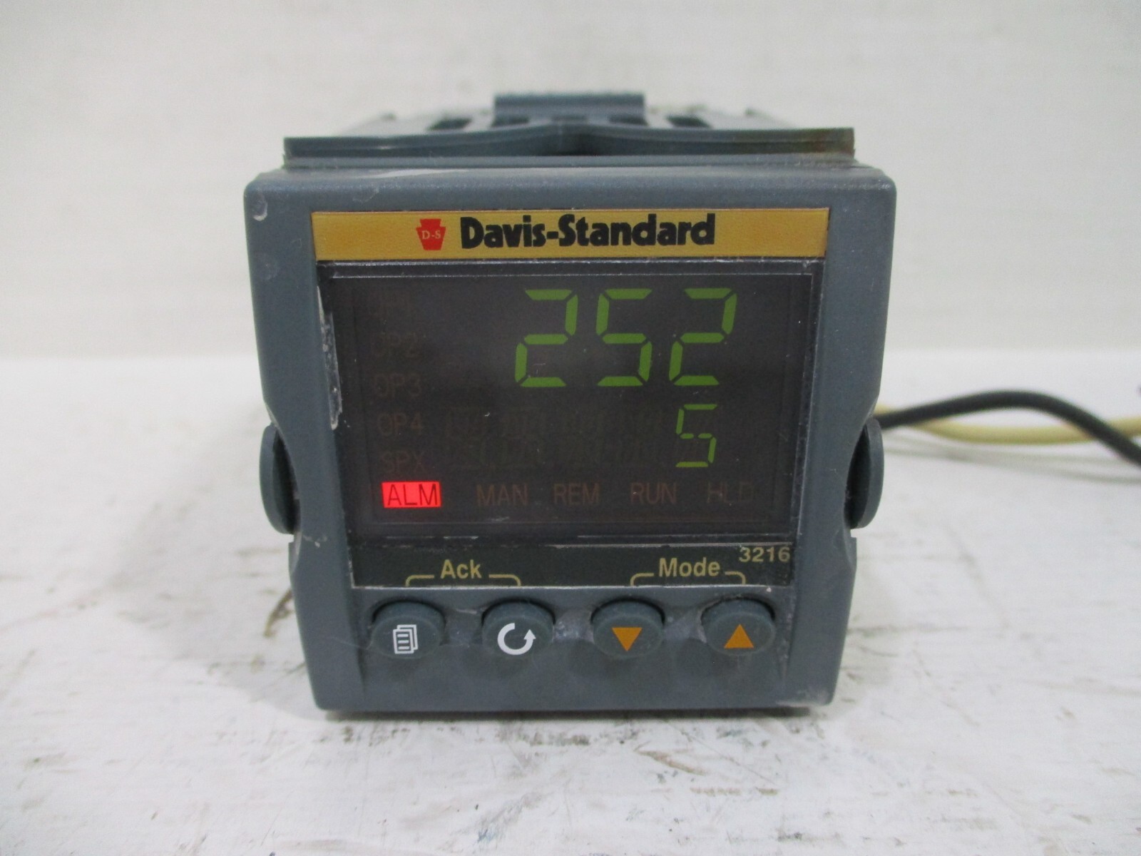 Eurotherm 3216/CC/VH/LRXX/R Programmable Temperature Controller Davis-Standard