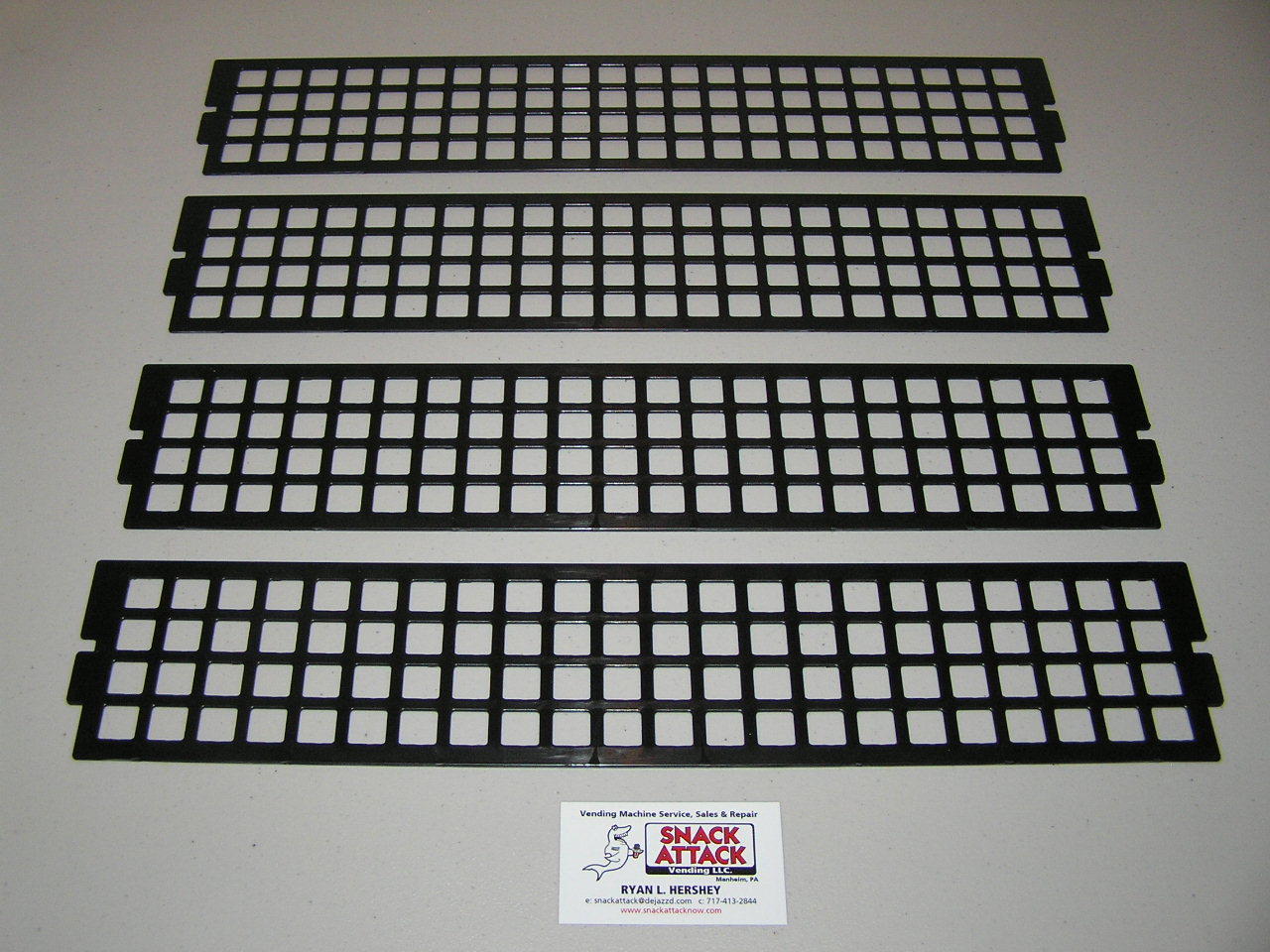 (4)DIXIE NARCO 501E, 522E & 600E SODA VENDING MACHINE DOUBLE COLUMN BOTTLE SHIMS