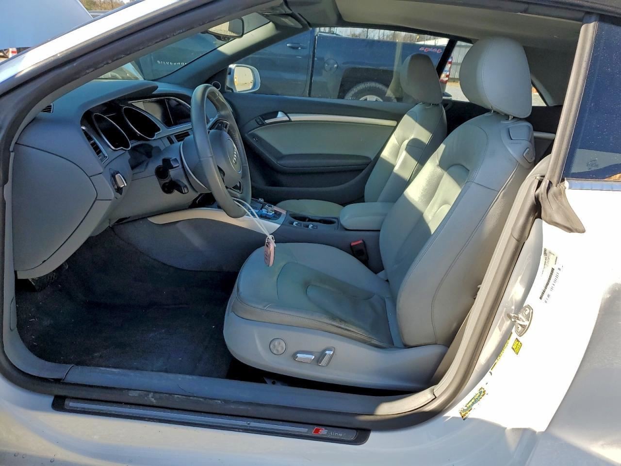 AUDI A5 2014 Glove Box 4939152