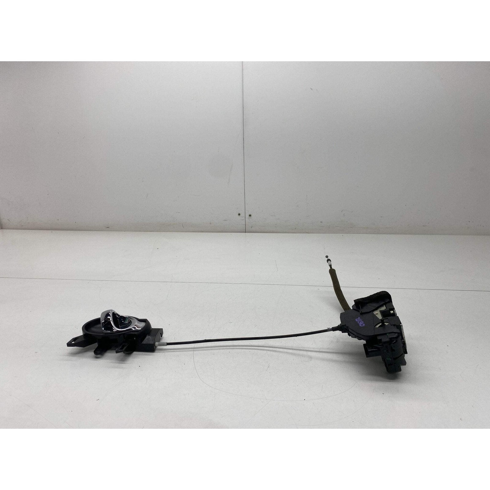 Nissan juke Door lock & handle rear right drivers Nismo RS 2015