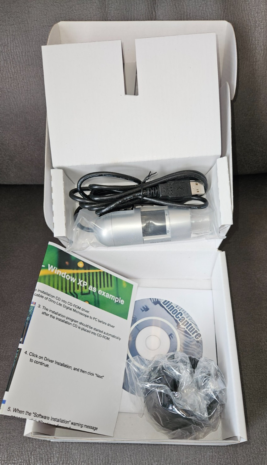 Dino-Lite Digital Microscope AM311S 10x-50x, 200x Adjustab