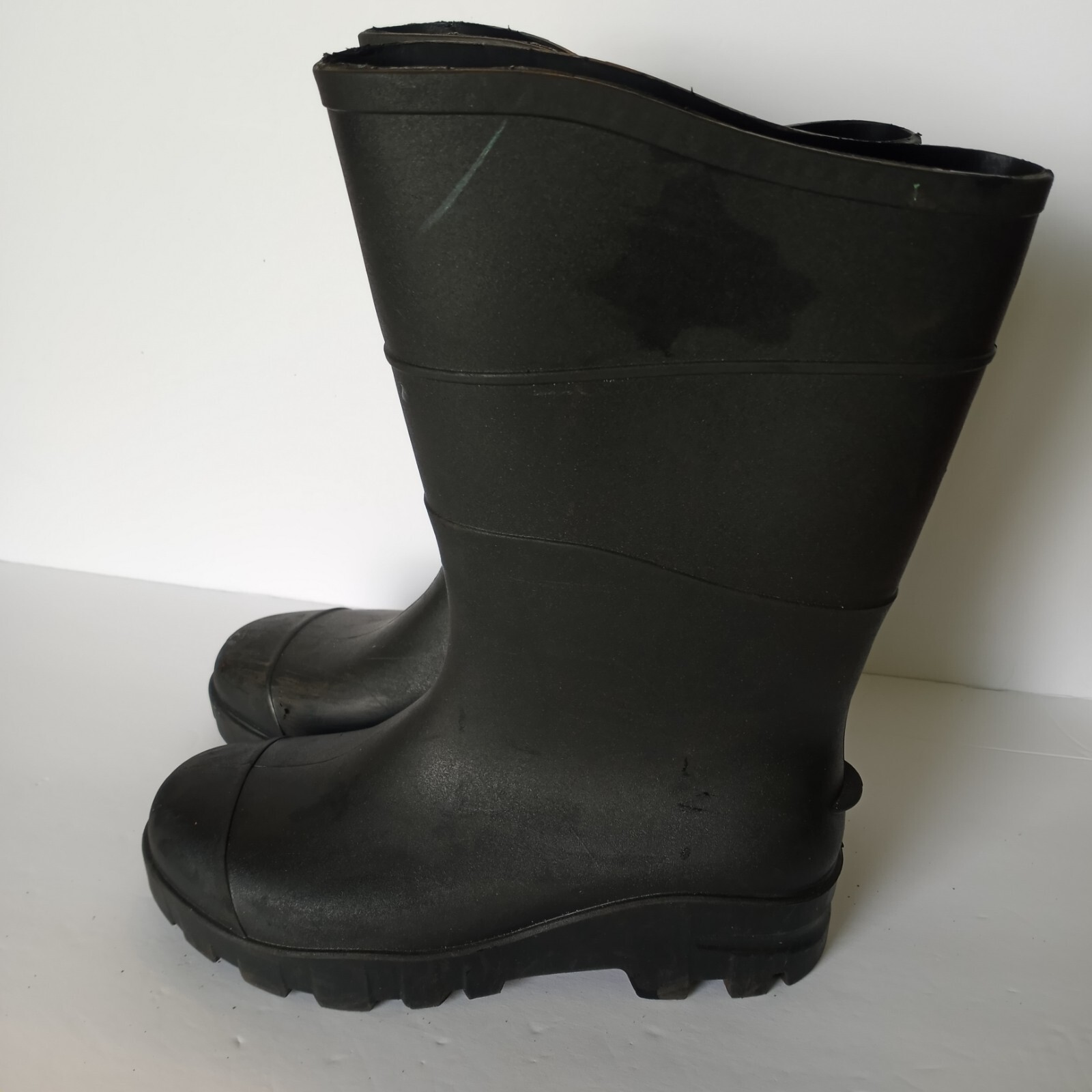 Rain Boots Black Fishing Outdoors Youth 5/6 Men 5 Women's 7 Outdoors