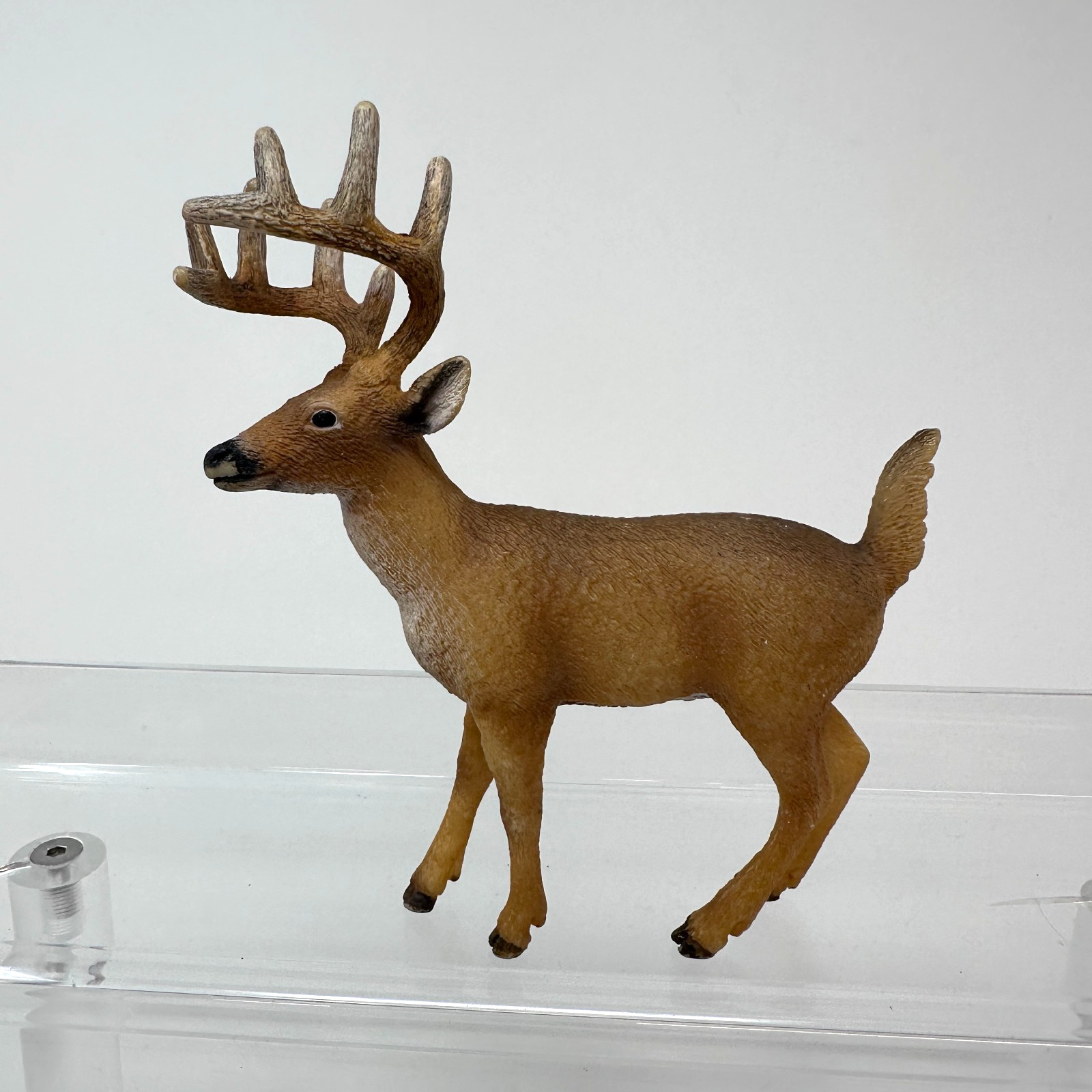 Schleich White Tail Buck Figure Reindeer Male Deer Elk Wildlife Animal Figurine