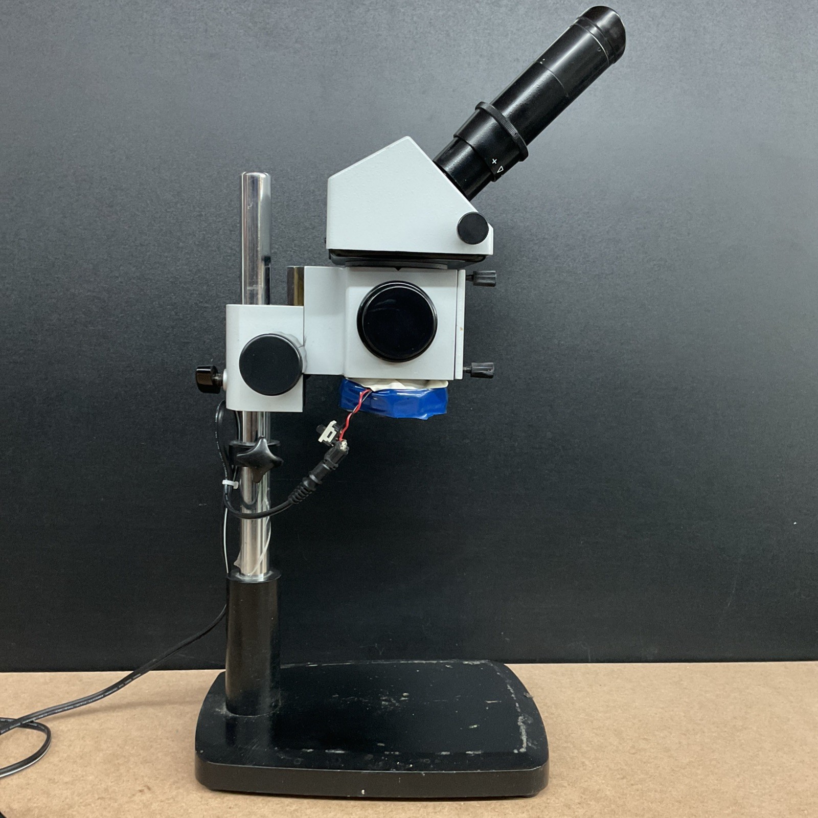LOMO MBS-10 Stereo Zoom Microscope Monoscope - Working