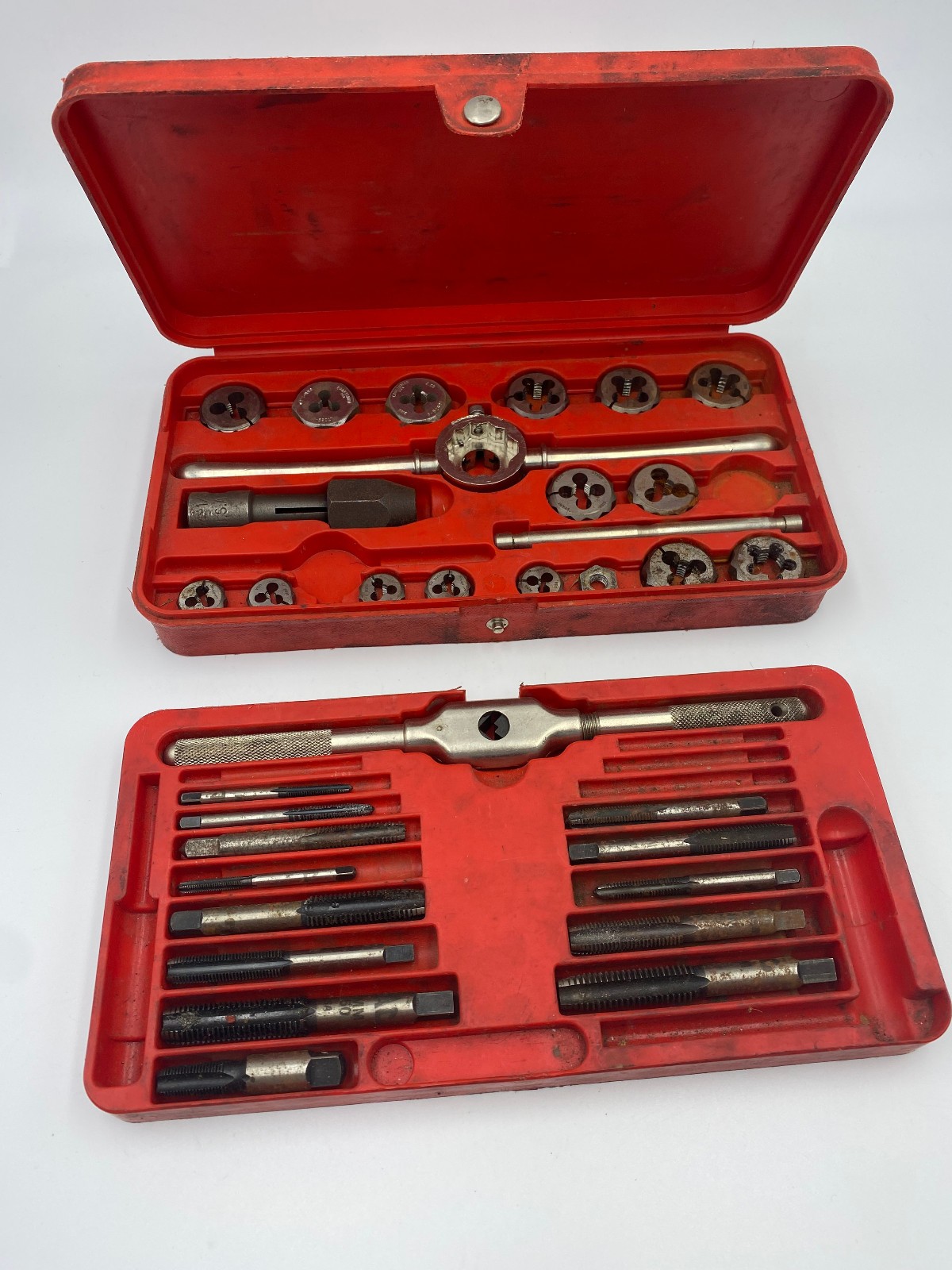 Snap-On  Metric Tap and Die Set TDM-117A As Is