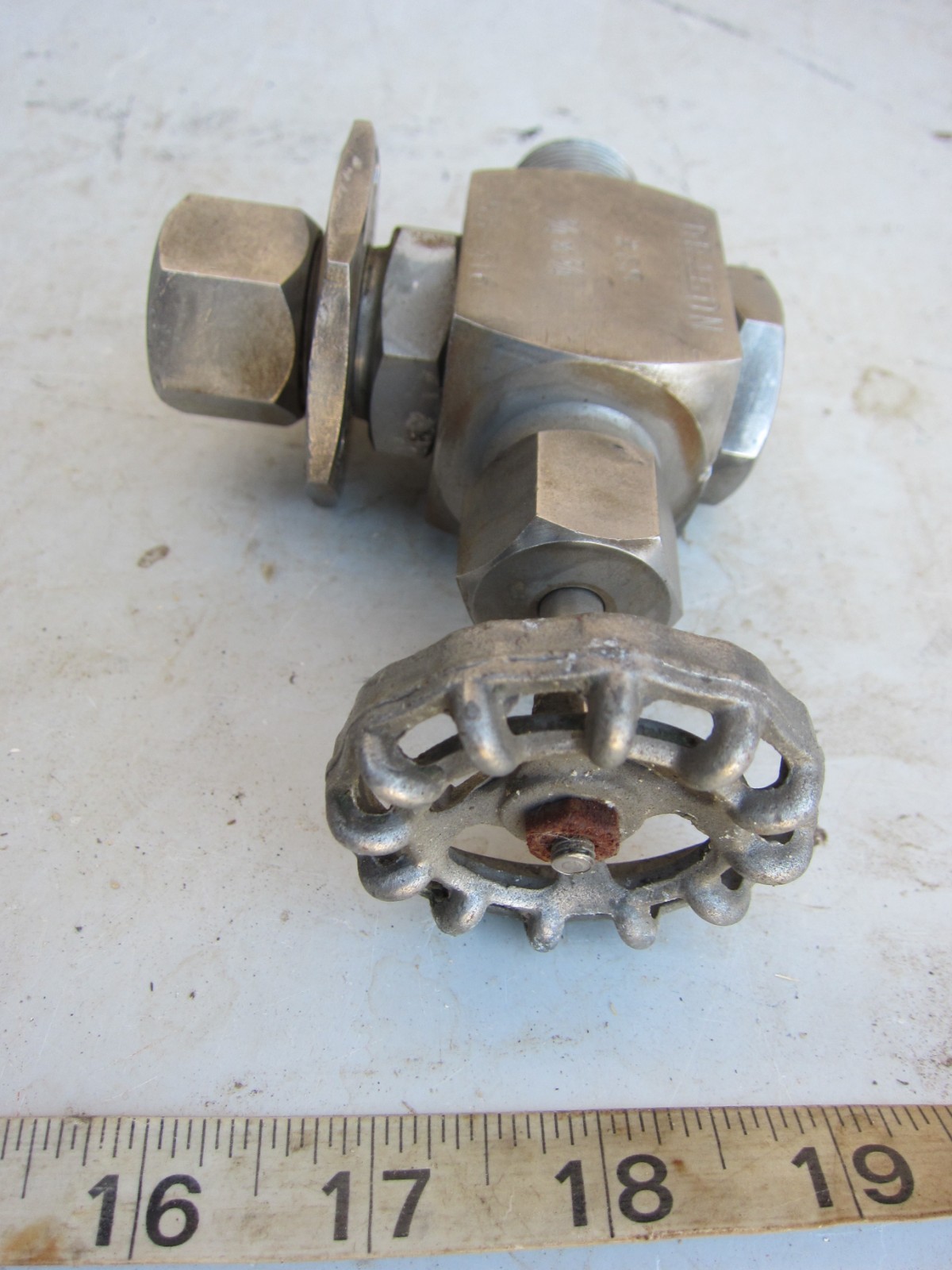 Dragon 88 3/4x3/4 Valve, Used