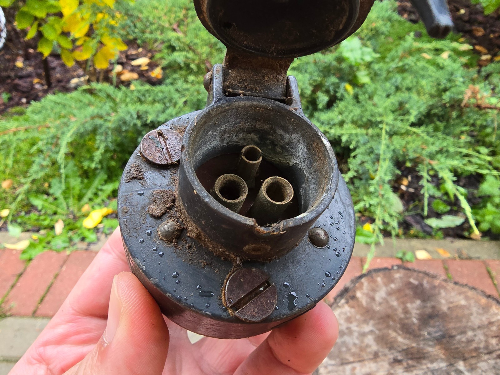 WW2 Accessories from the German bunker relic.