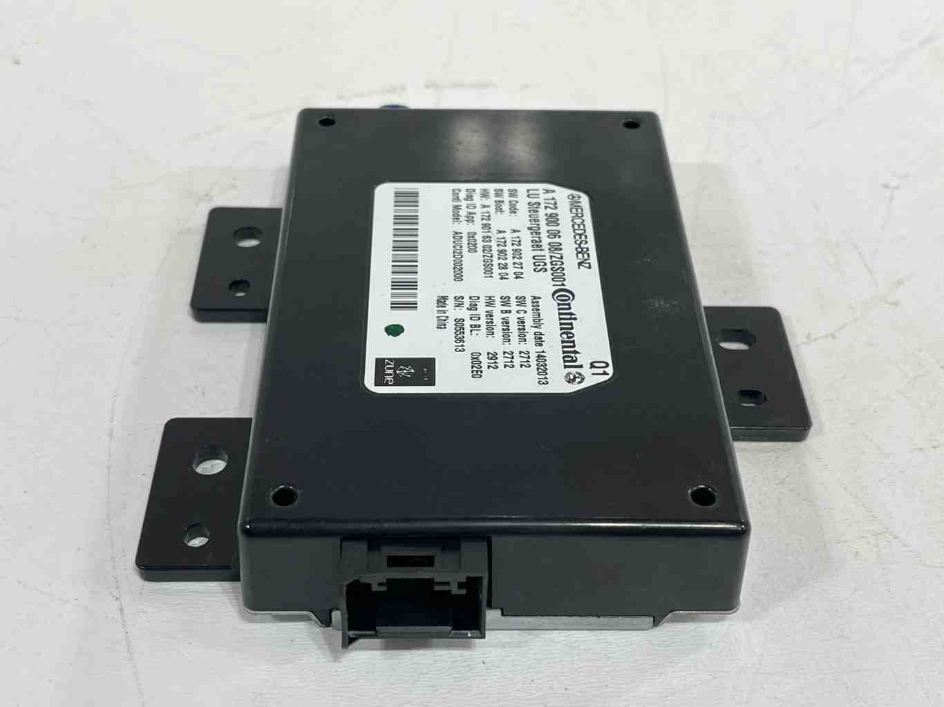 2013 - 2016 MERCEDES E350 Communication Control Module 1729000608 OEM