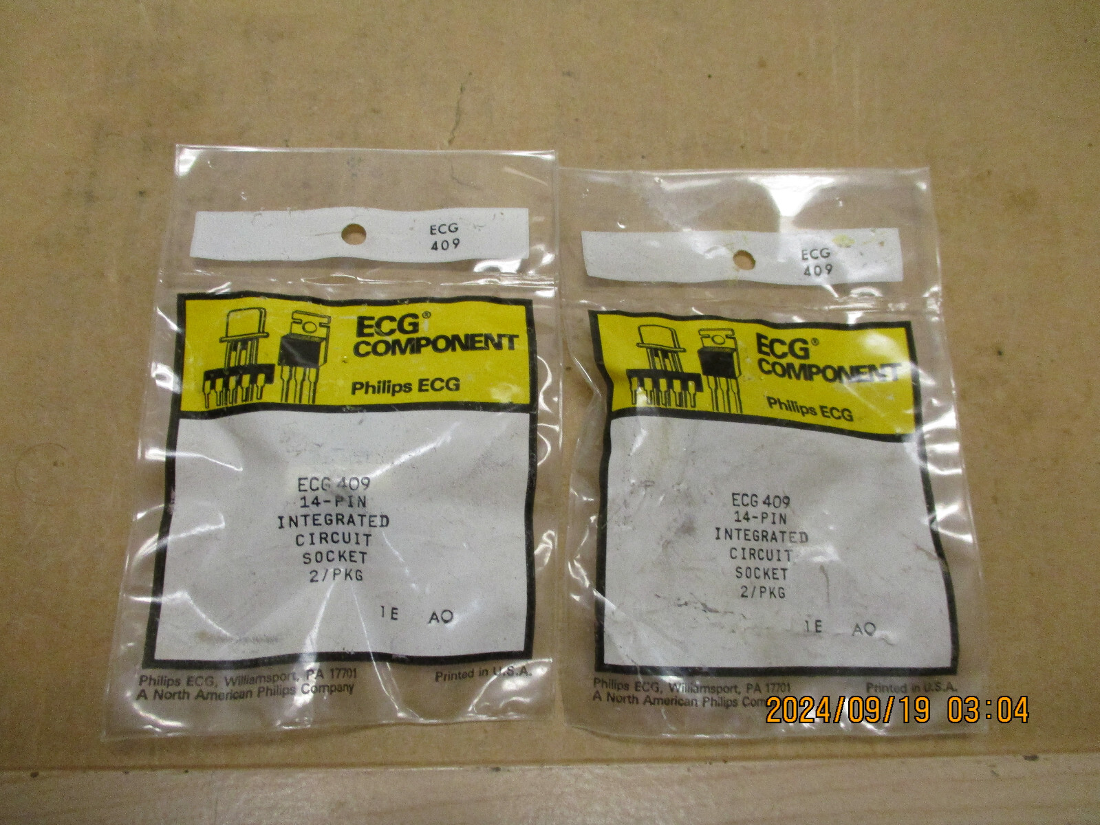 NEW PHILLIPS ECG 409, 14 PIN IC SOCKET, 2 PC'S LOT.